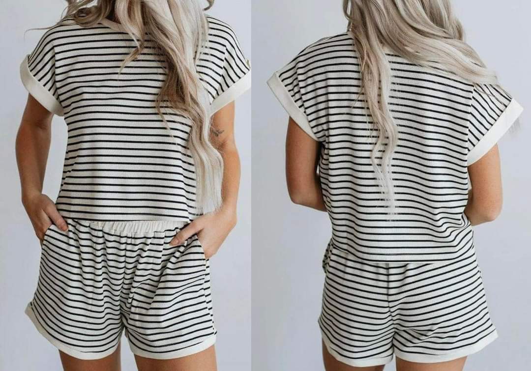 White Stripe Contrast Edge Tee and Shorts Set Presale